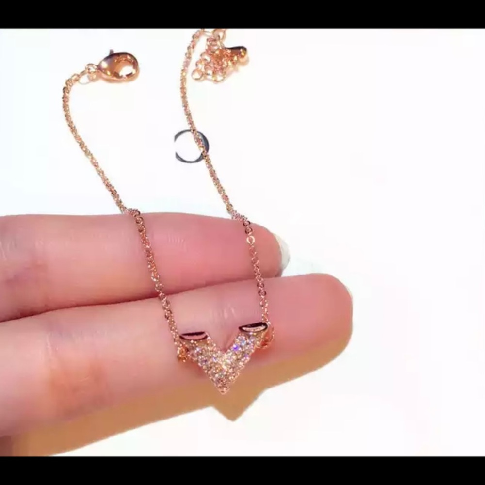 Designer bracelets - Picture 2 of 3